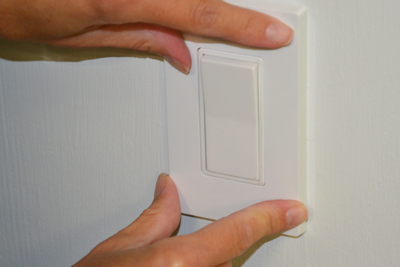 How To Install a Screwless Wallplate