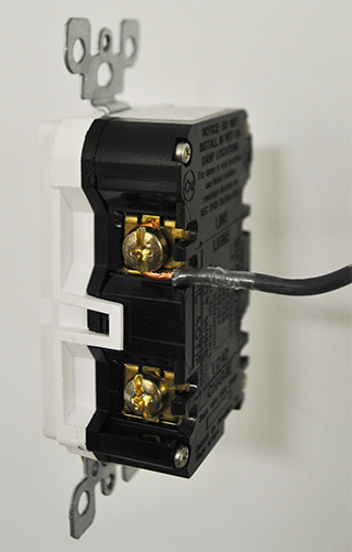 Back Wiring vs. Side Wiring > How to > Leviton Blog
